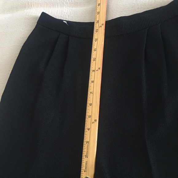 St John Basics Santana Knit Pleated Pants Size 12 Black Wool Blend Designer - Picture 12 of 13
